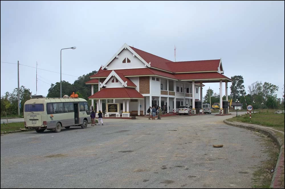 12-1744 Gränsstationen mot Vietnam PHS.webp