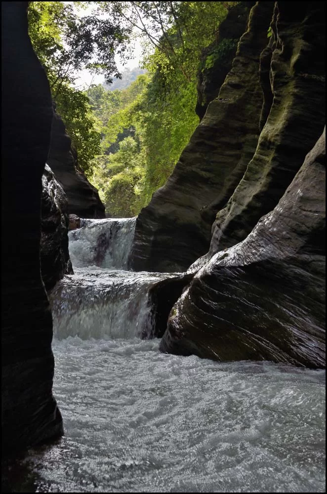 13-2008 Vattenfall i kanjon NAN.webp