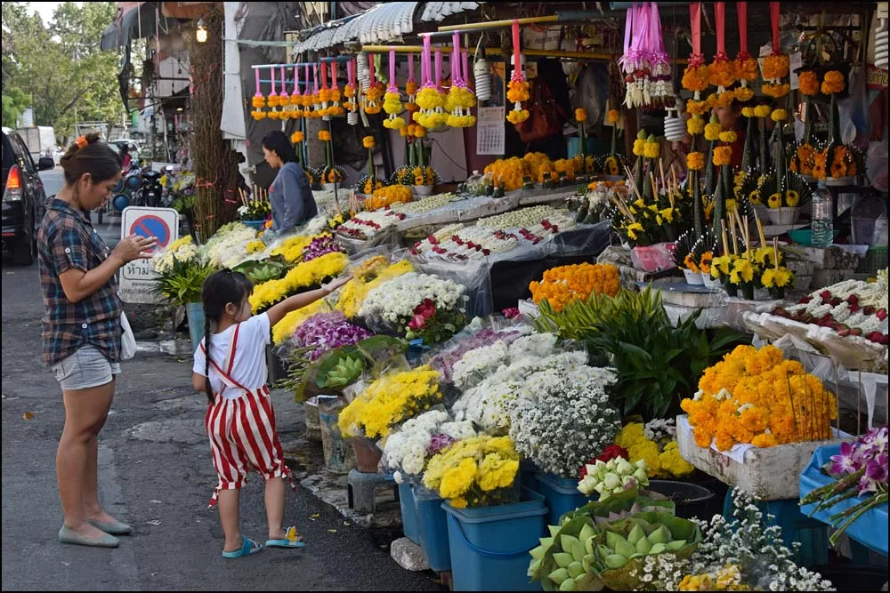 17-0318 Flower Market CHM.webp