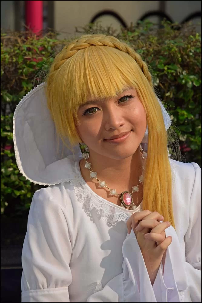 17-0430 Tjej på Japan-expo BKK.webp