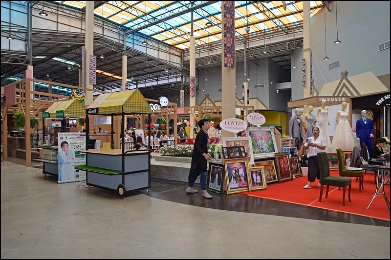 18-0357 Top's Plaza PYO.webp