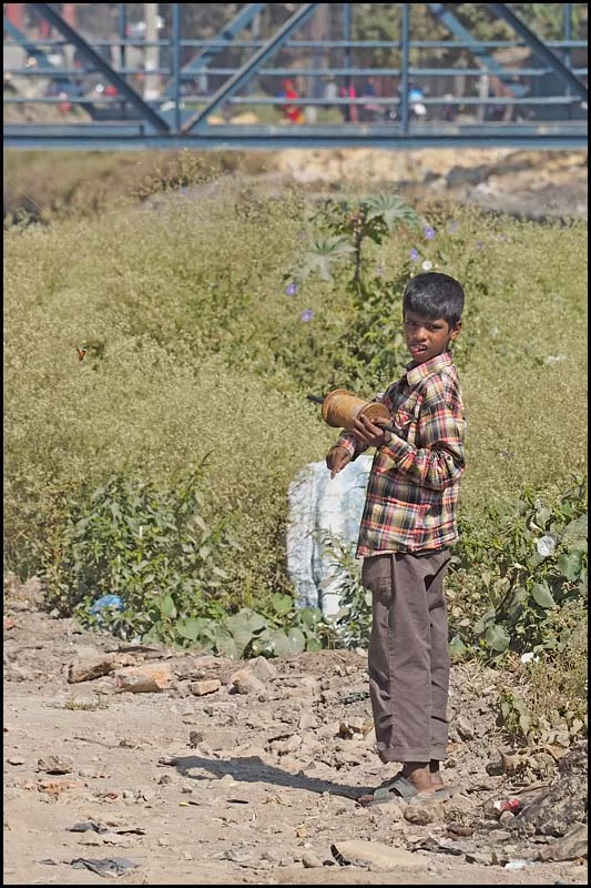 18-1677 Pojke flyger drake, Dallu KTM.webp