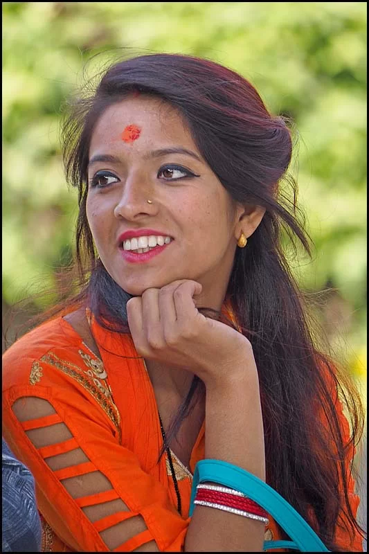 18-1805 Leende kvinna, Buddha Park KTM.webp