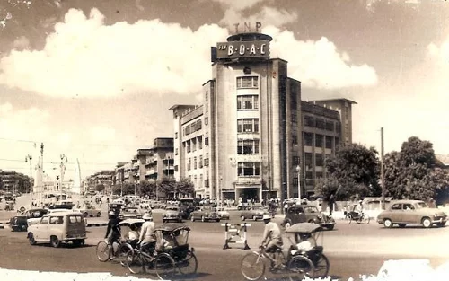 1954-bkk-street-scene.webp