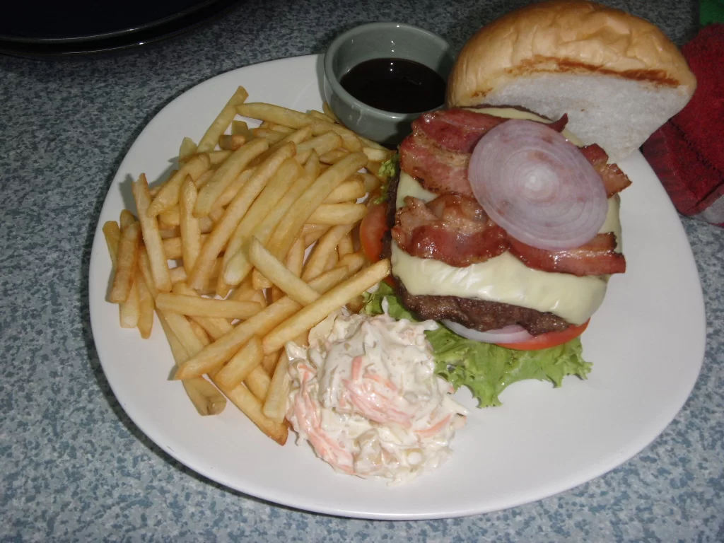 200 gram burger.webp