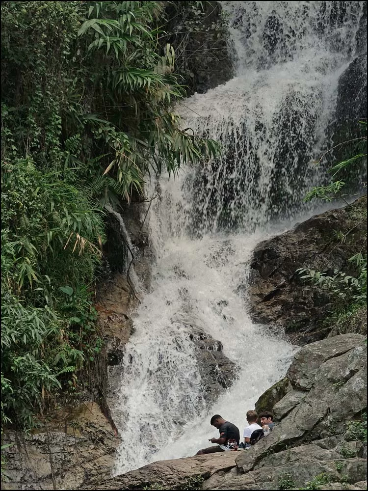 22-1390 Huay Khaew waterfall CHM.webp