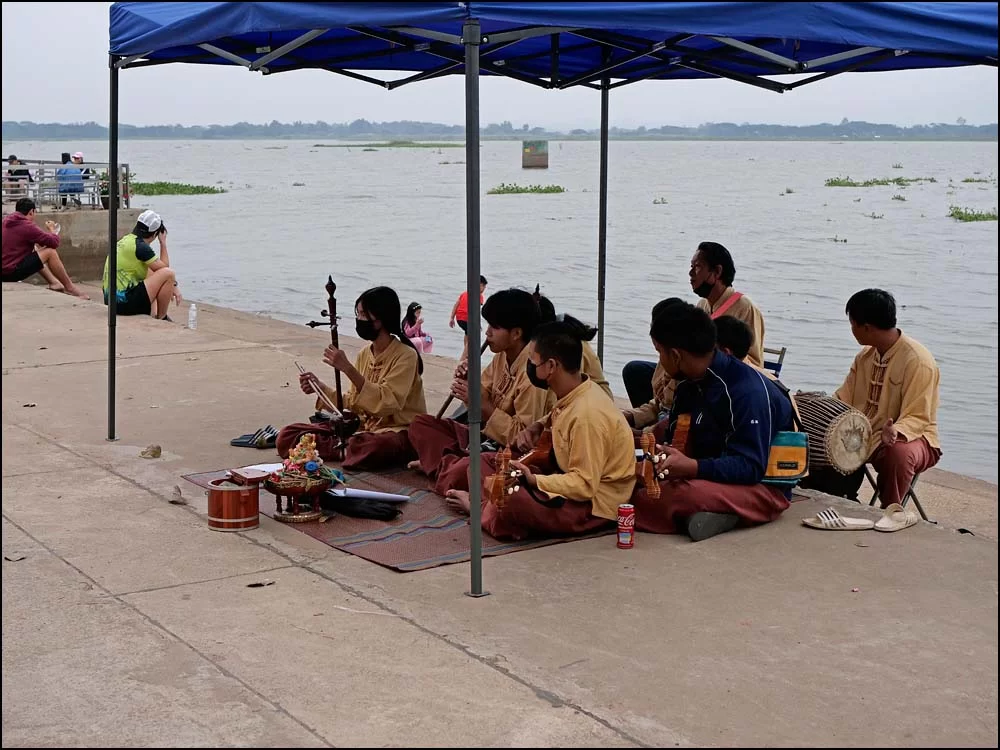 22-1452 Unga spelmän, Kwan Phayao.webp