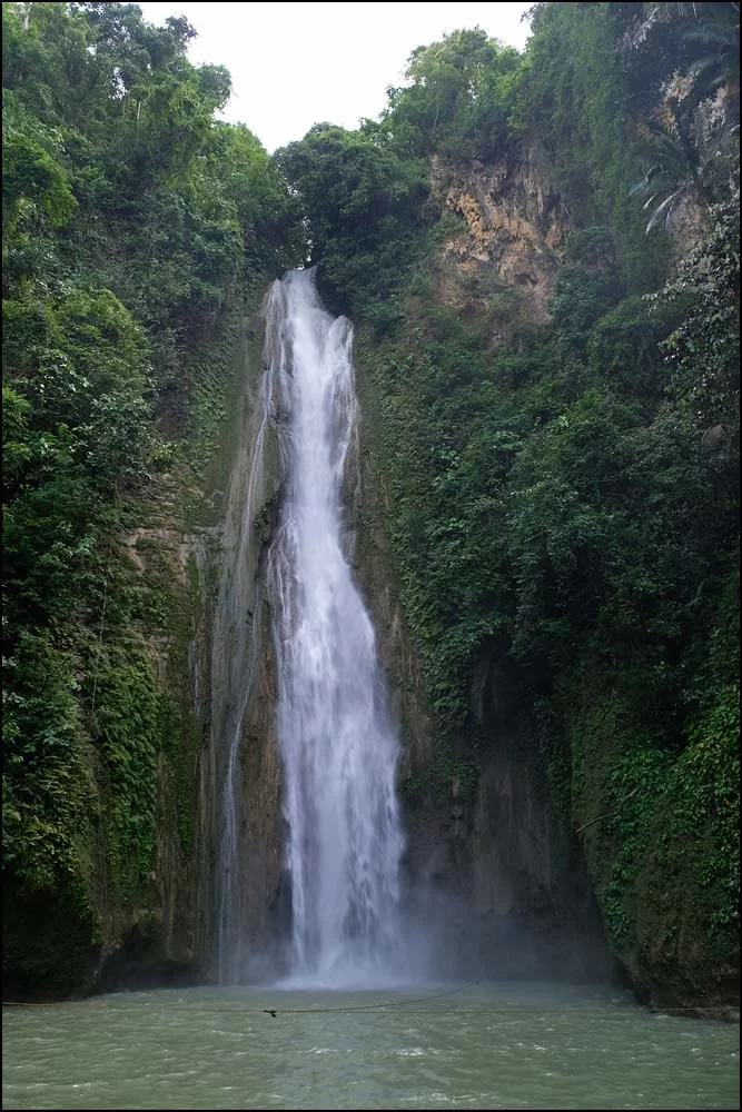 23-1268 Mantayupan falls, 98 m CEB.webp