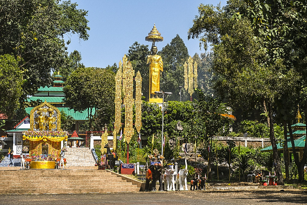 24-1145 Vid Wat Phrabat U-Dom, Fang CHM.jpg