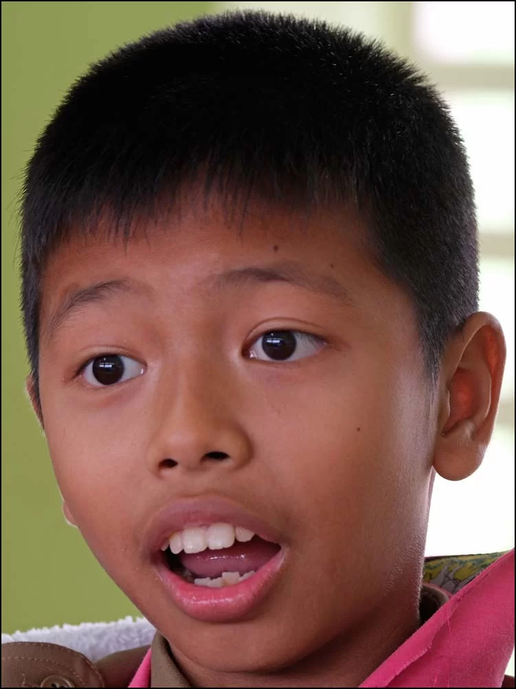 25-0999 Elev i Ban Pong school CHR.webp