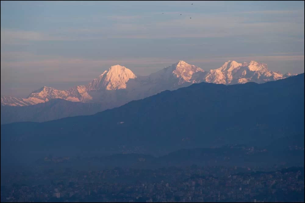 25-1065 Berg i morgonljus.webp