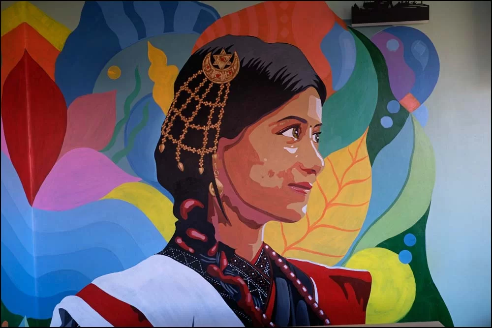 25-1132 Väggmålning på café, Bhaktapur.webp