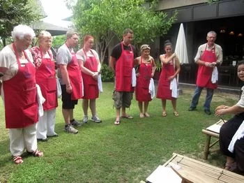 baipai-thai-cooking-school-class-in-bangkok-photo_6965773-350tall.webp