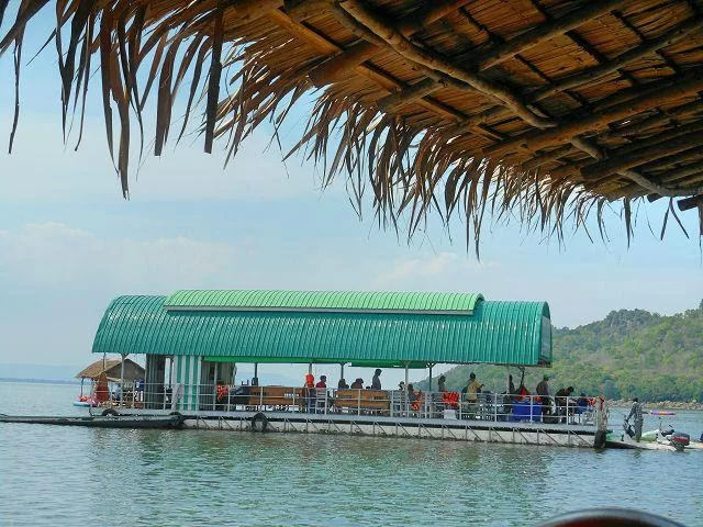 bang-saen-2-and-hat-chom - kopia (4).webp