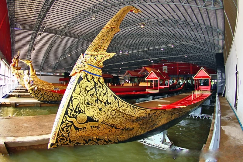 bangkok-royal-barges-5.webp
