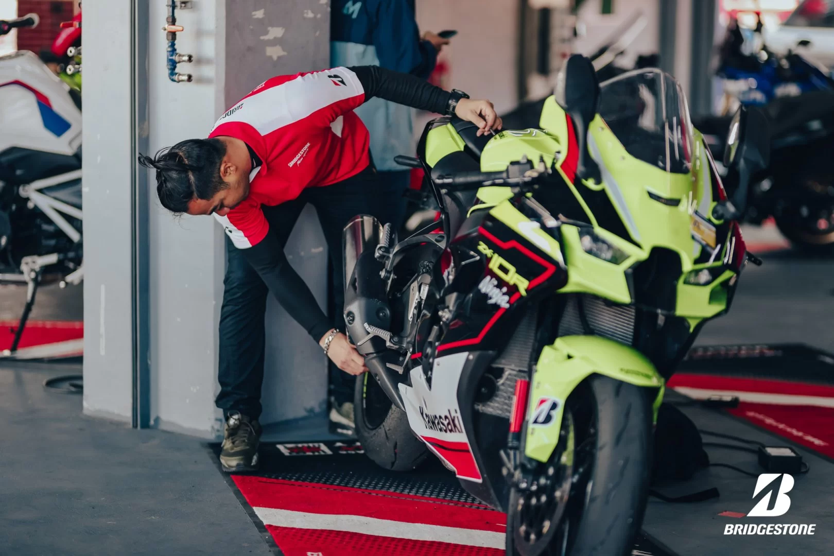 Bridgestone Battlax Trackday-3854.webp