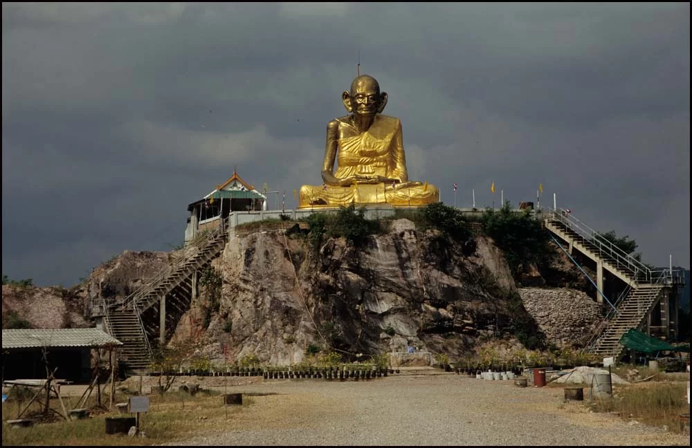 EOS30-82-18 Stor munkstaty PHL.webp