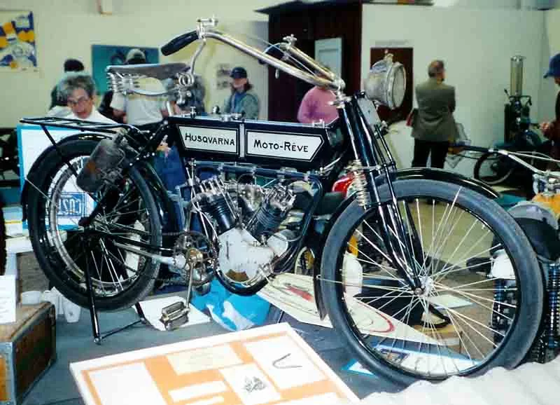 Husqvarna_Moto-Reve_191X.webp