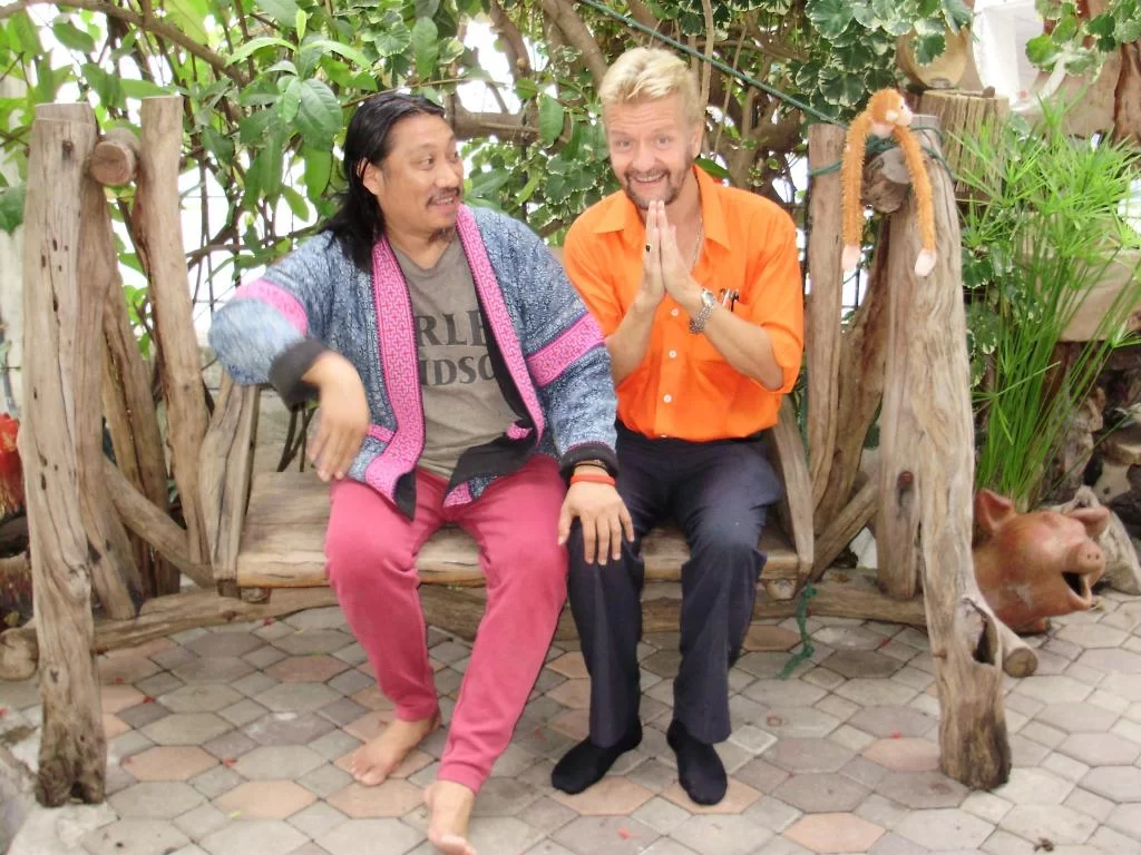 I and Khun Mee 1.webp