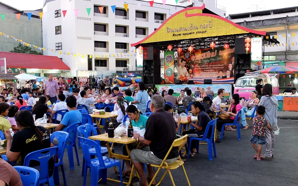 krabi-walking-street-activities-stage.webp