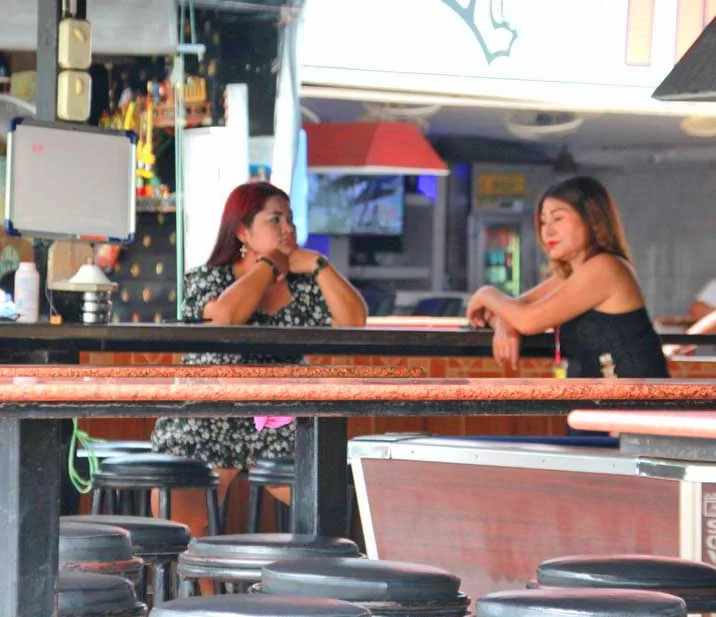 pattaya bar 22.webp