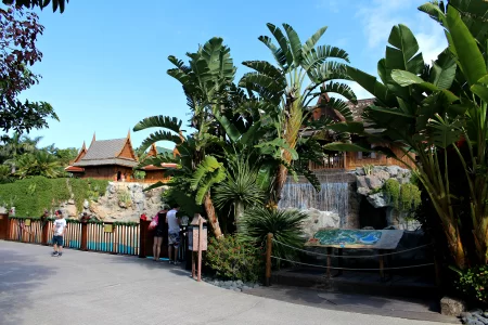 Siam_Park_entrance.webp