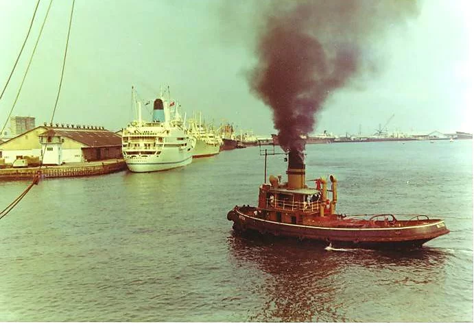 Singapore Hamnen på 70 talet.webp