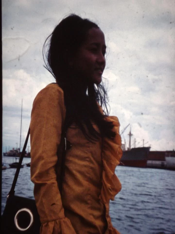 Thai lady ombord.webp