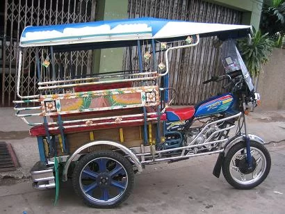 tuktuk03-vi.webp