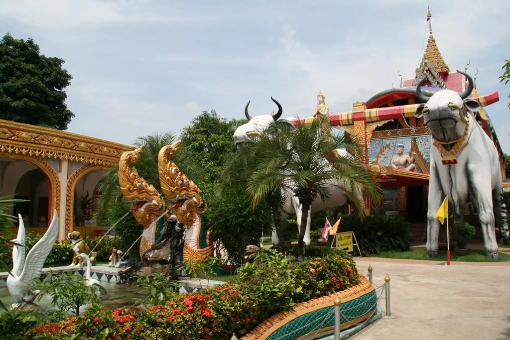 Wat Phrathat Ruang Rong_2.webp