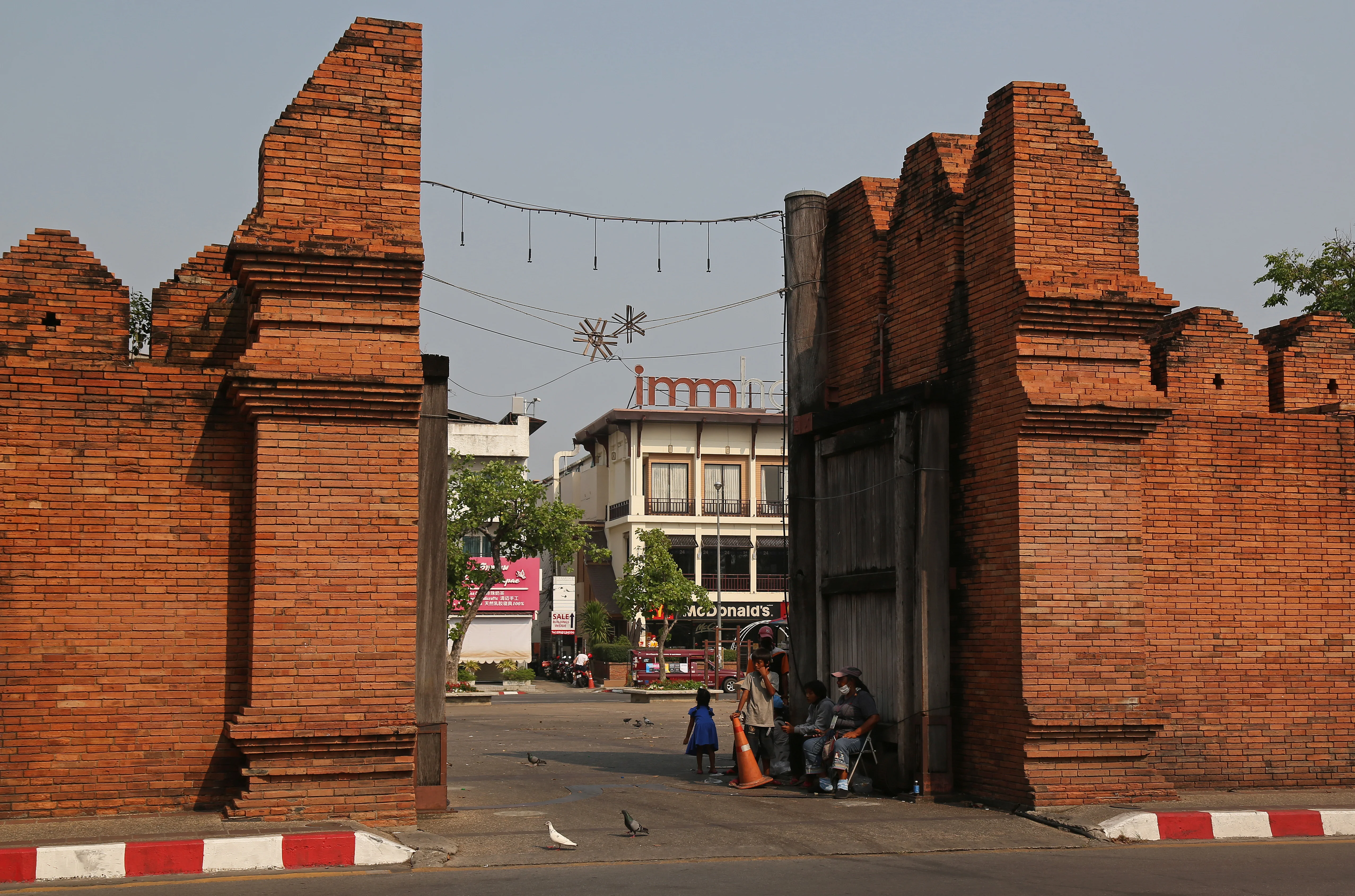 Z18C4466 copy 2.webp