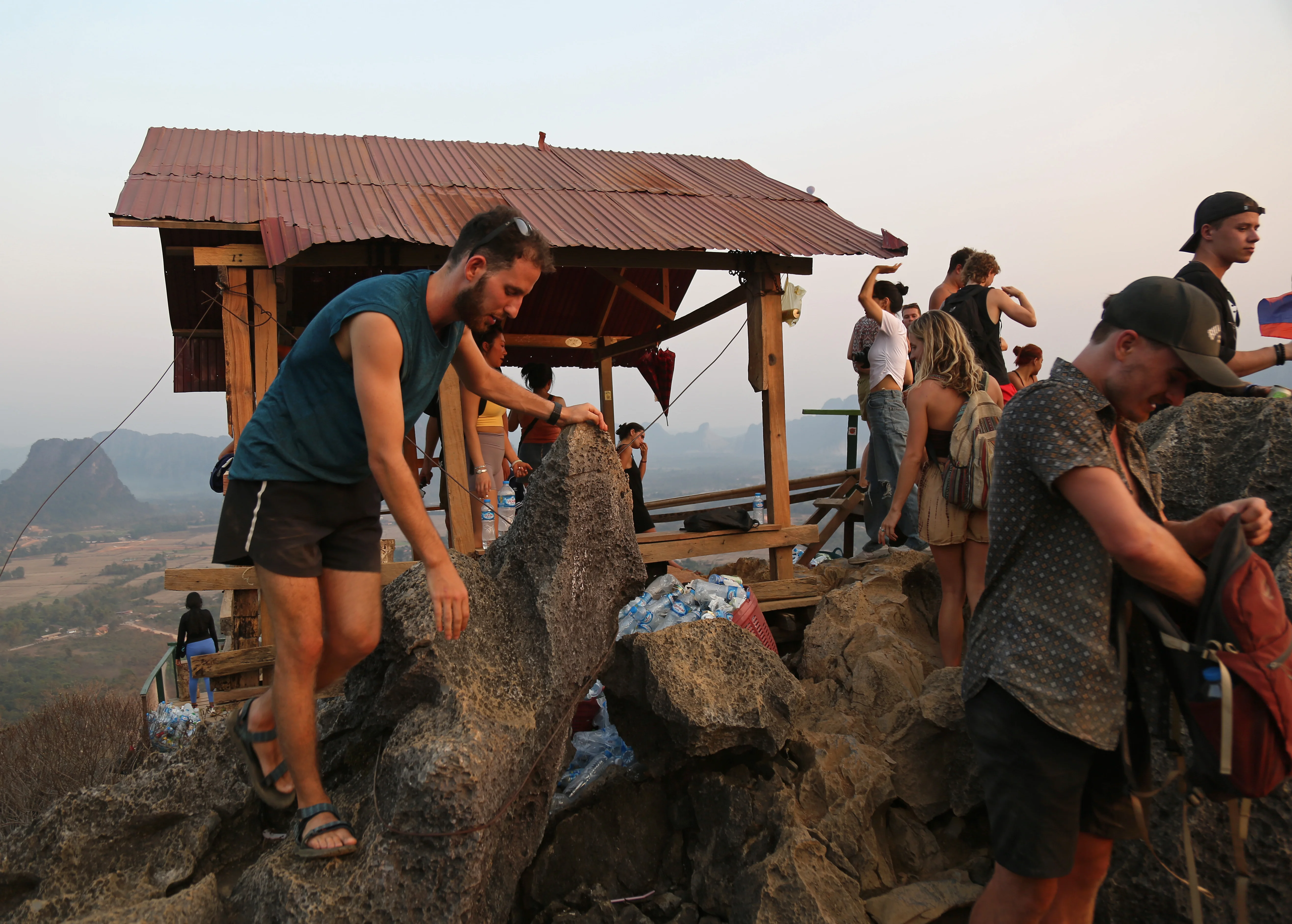 Z18C5823 copy 2.webp